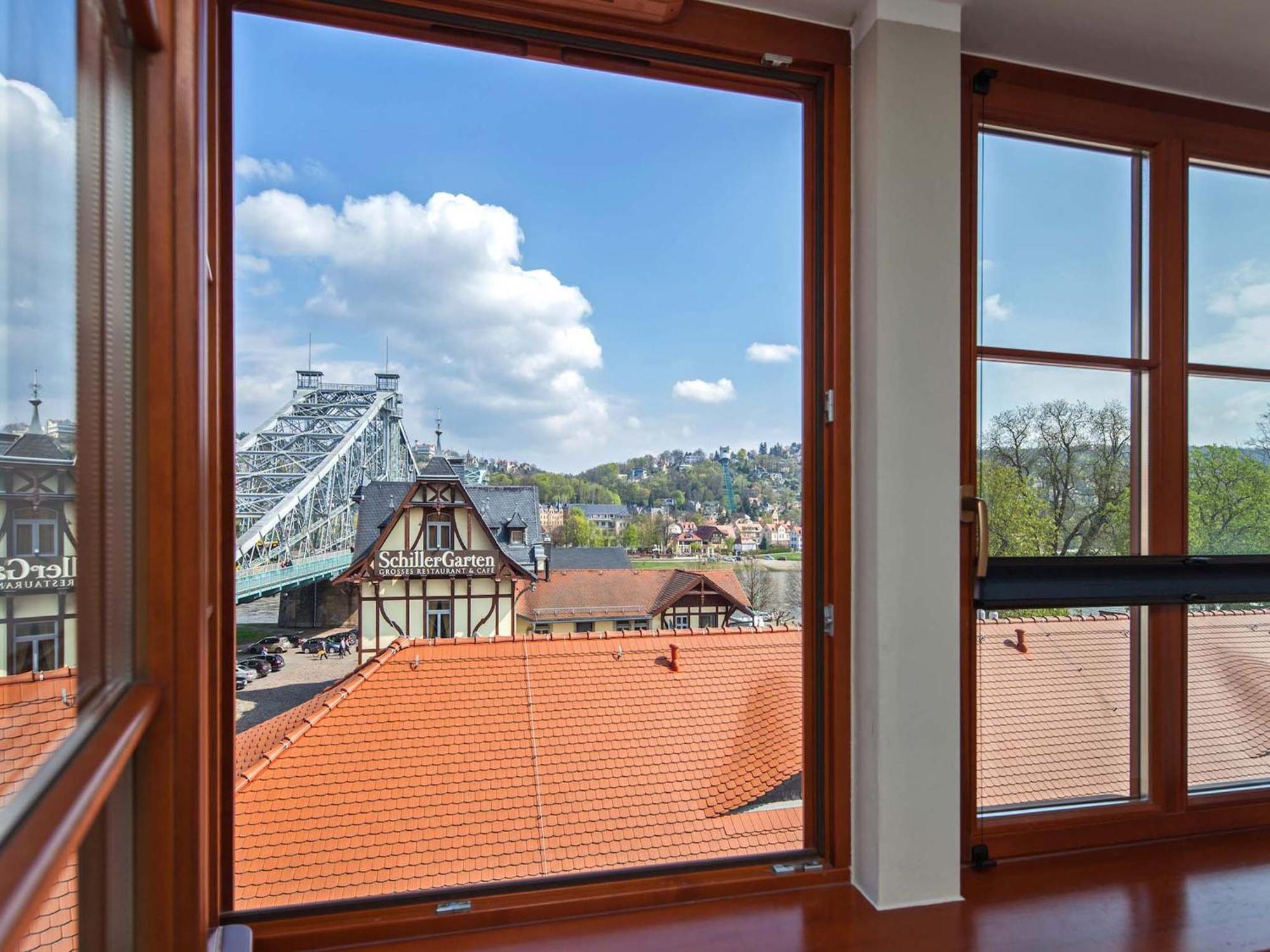 Bed&Breakfast am Schillerplatz Dresden Exterior foto