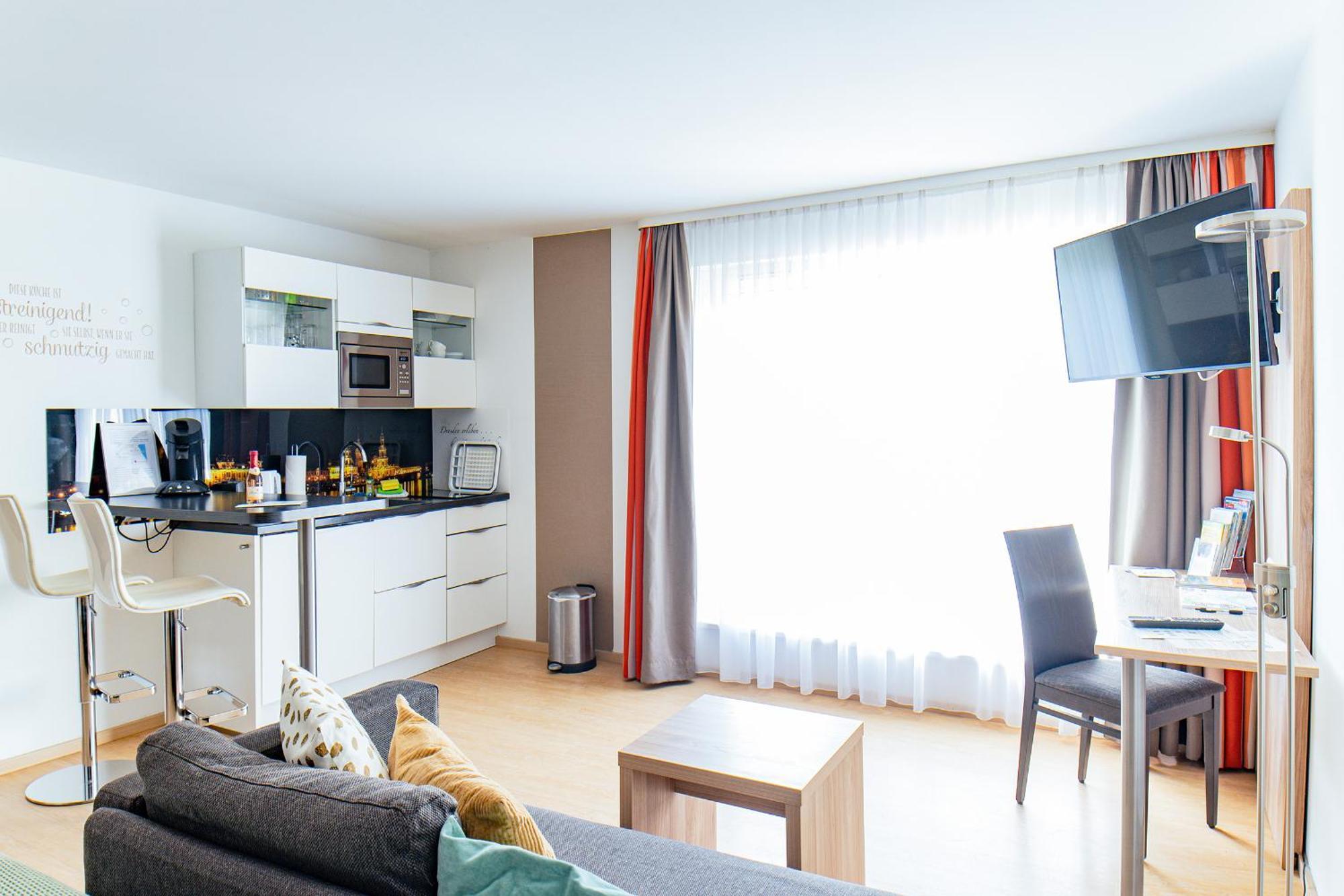 Bed&Breakfast am Schillerplatz Dresden Exterior foto